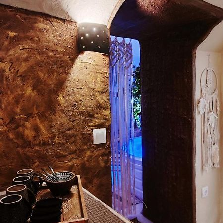Ethnic Cave Suite Rhodes City Exteriör bild
